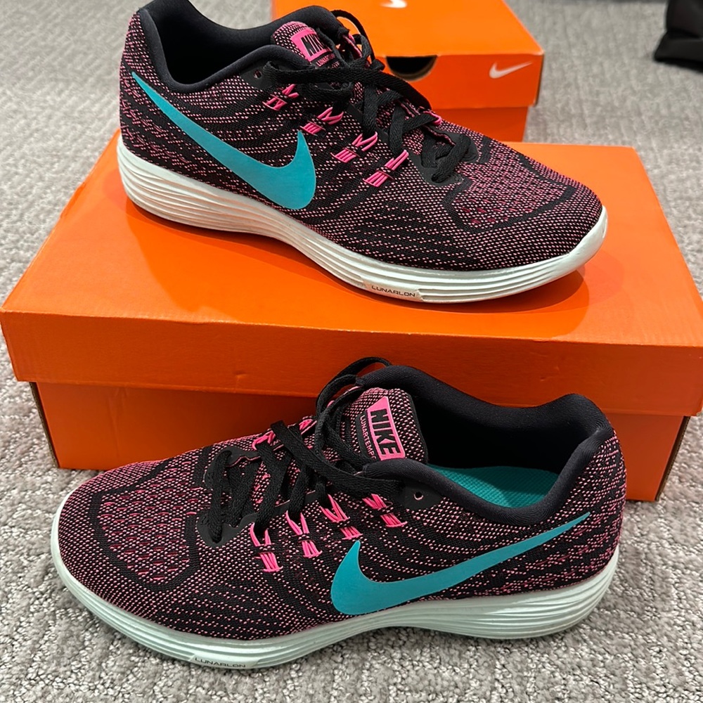 Nike lunartempo 2 size 8.5